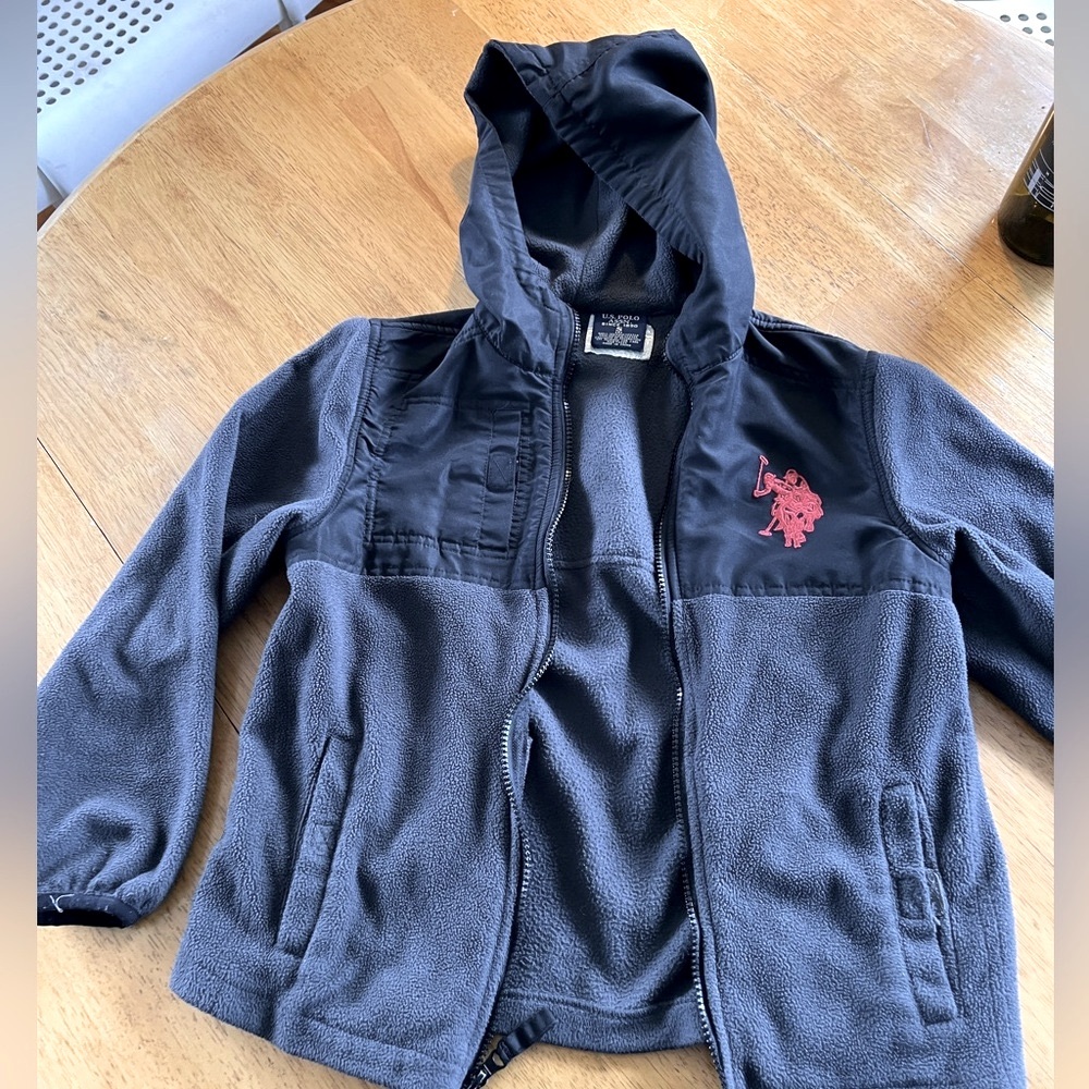 U.S. Polo Assn Boys Hooded Fleece Jacket Charcoal Black Full Zip Size S - Picture 1 of 9